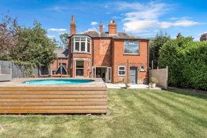 Photo 16- click for photo gallery